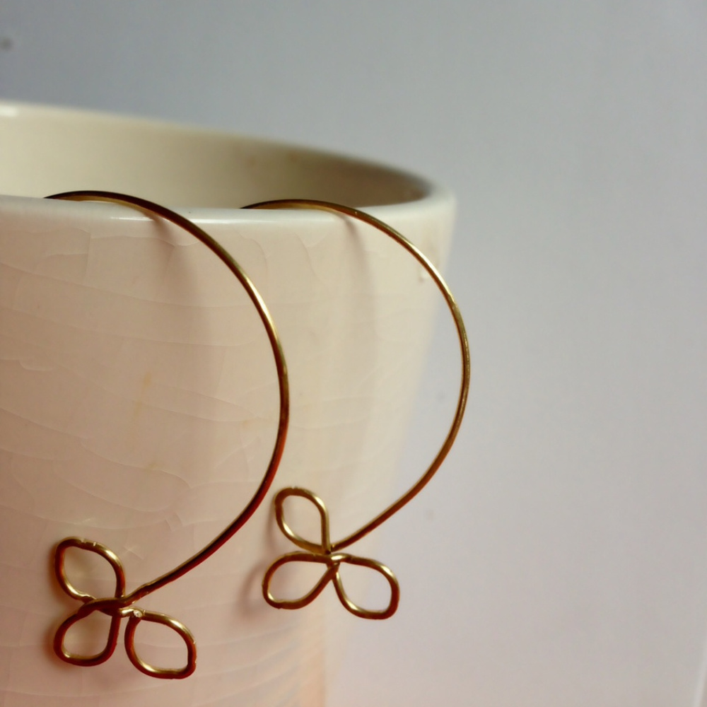 Earrings Jewelry choker  bracelt ear wire hoops